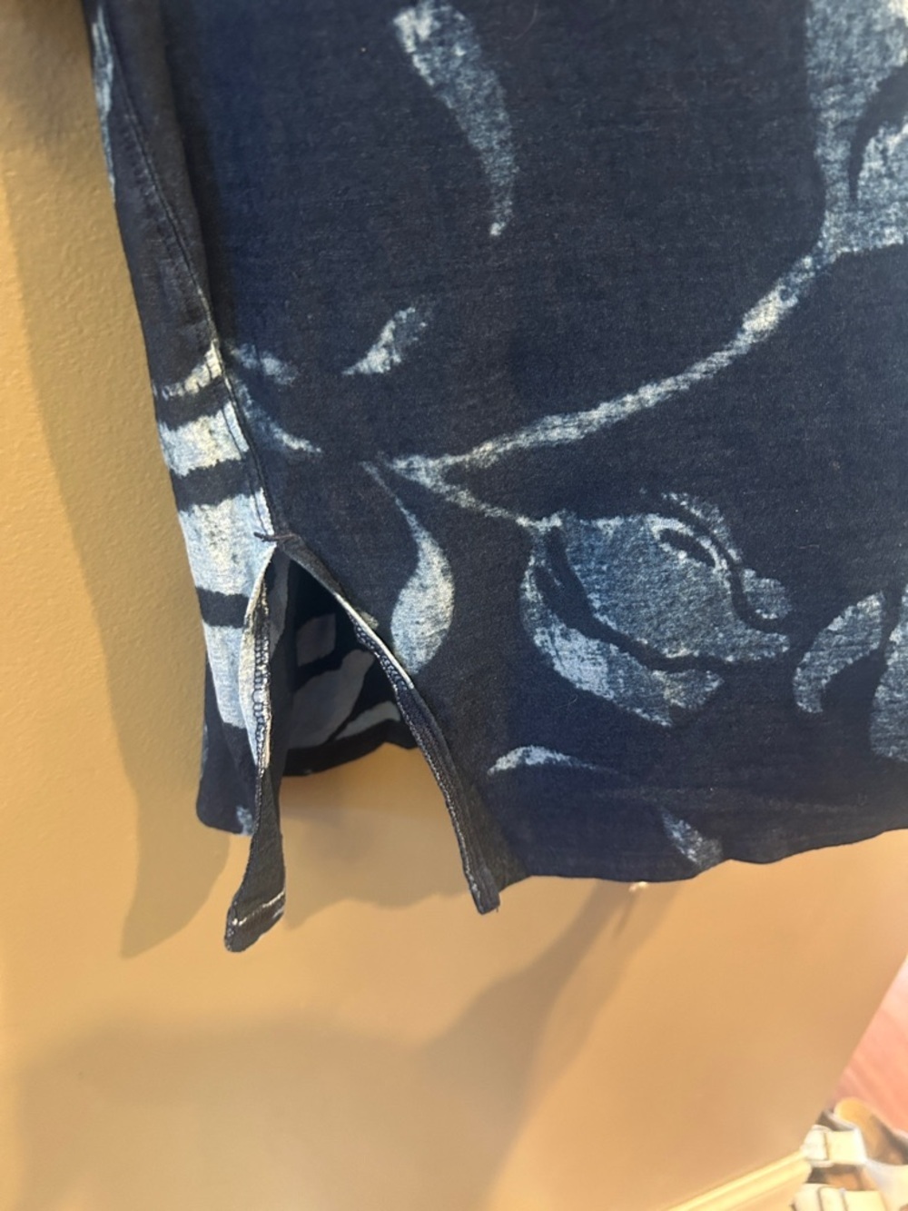 We The Free Thistle in Time Tunic Tee in Indigo Combo. Size small - Picture 6 of 7